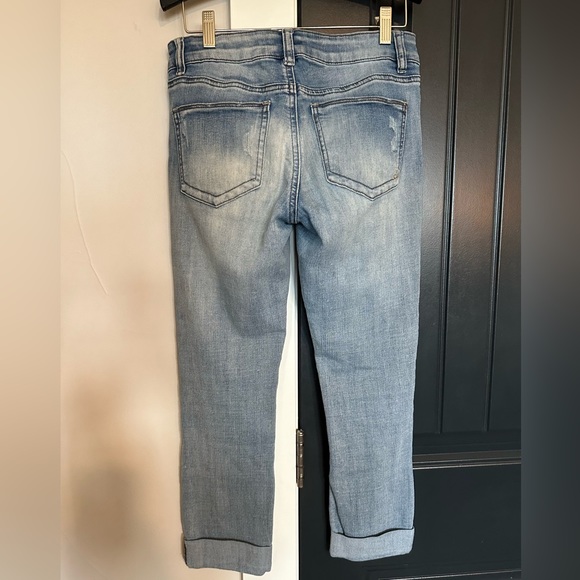 Juniors Ripped Denim Capris Size 5 - Picture 2 of 3